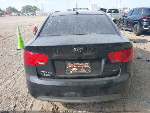 45654960 :رقم المزاد ، KNAFU4A21D5721584 vin ، 2013 Kia Forte Ex مزاد بيع