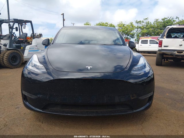 Продаж на аукціоні авто 2023 Tesla Model Y Awd/long Range Dual Motor All-wheel Drive, vin: 7SAYGDEE2PA107251, номер лоту: 45654973
