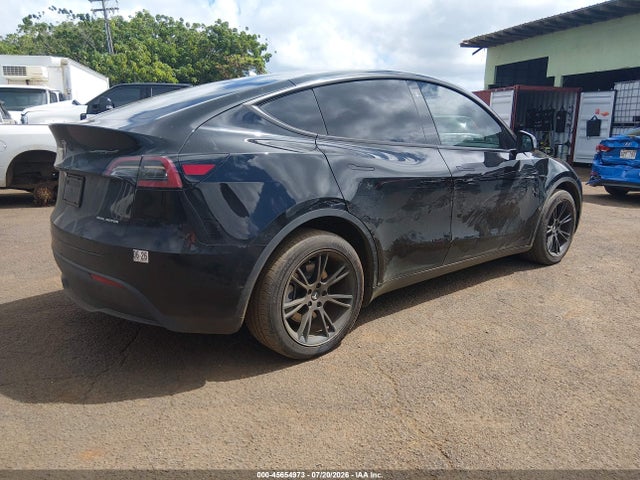 Продаж на аукціоні авто 2023 Tesla Model Y Awd/long Range Dual Motor All-wheel Drive, vin: 7SAYGDEE2PA107251, номер лоту: 45654973