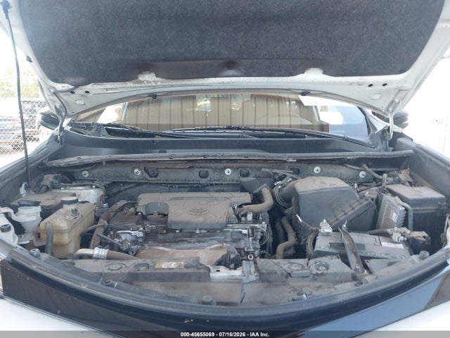 Toyota RAV4 SE 2018 JTMNFREV8JJ741263 Image 10