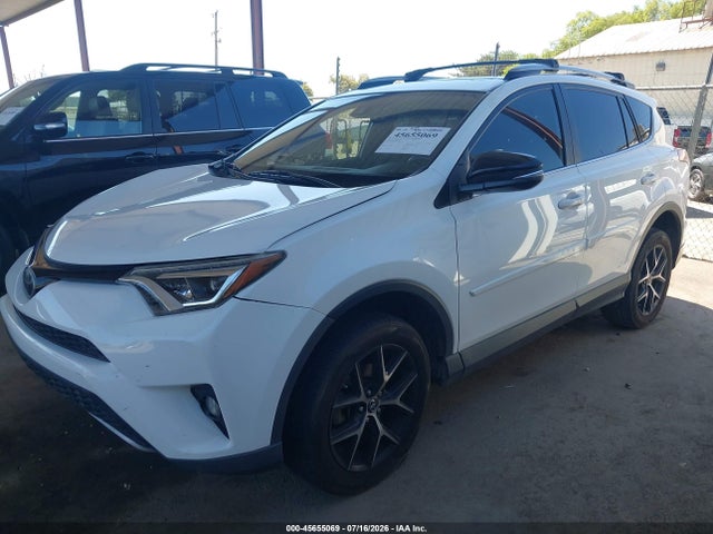Toyota RAV4 SE 2018 JTMNFREV8JJ741263 Image 14
