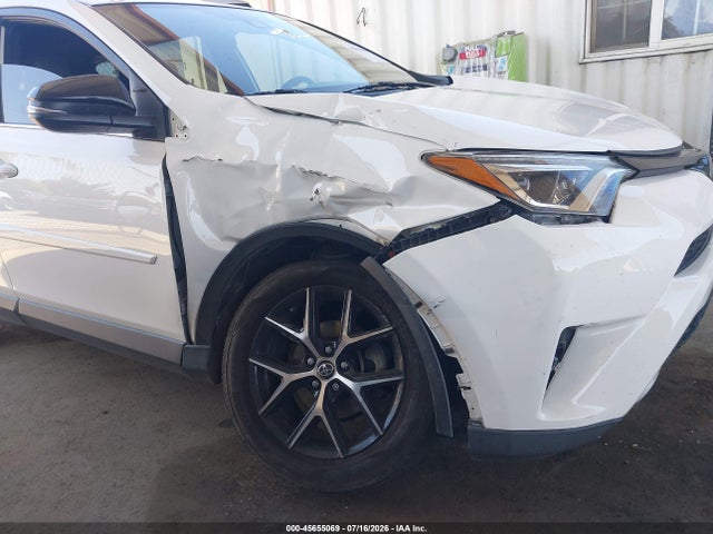Toyota RAV4 SE 2018 JTMNFREV8JJ741263 Image 6