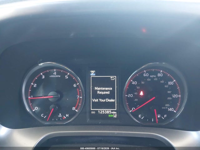 Toyota RAV4 SE 2018 JTMNFREV8JJ741263 Image 7