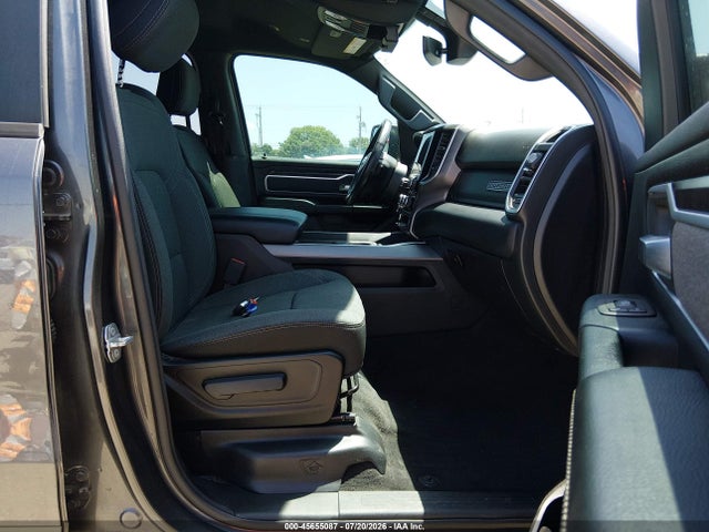 2021 Ram 1500 Big Horn  4x2 5'7 Box მანქანა იყიდება აუქციონზე, vin: 1C6RREFT4MN502828, აუქციონის ნომერი: 45655087