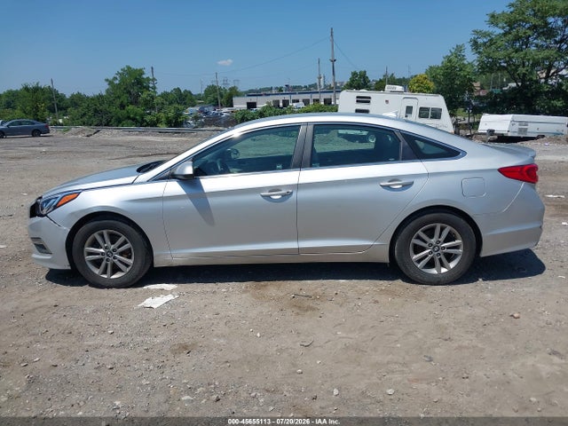 Hyundai SONATA SE 2015 5NPE24AF5FH006236 Image 14