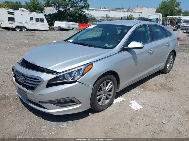 Hyundai SONATA SE 2015 5NPE24AF5FH006236 Image 2
