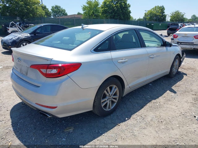 Hyundai SONATA SE 2015 5NPE24AF5FH006236 Image 4