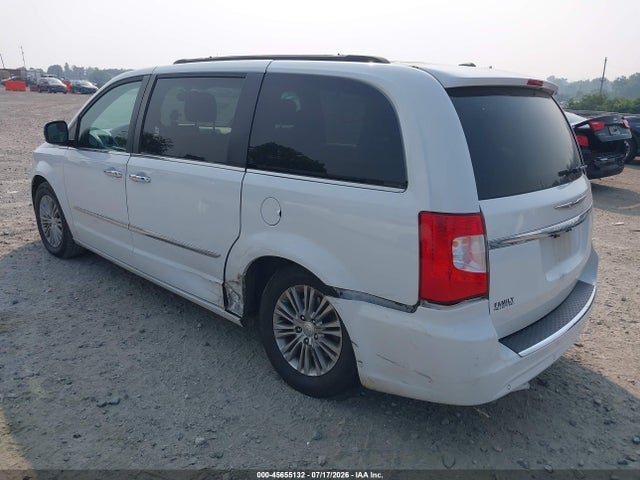 2C4RC1CG7GR159272 Chrysler Town &amp; Country Touring-l Anniversary Edition