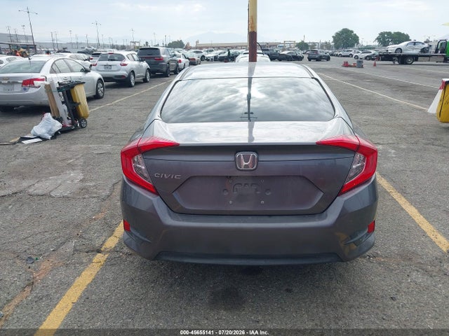 Honda Civic Lx 2018 2HGFC2F58JH531932 Image 16