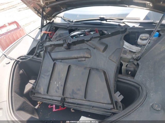 Продажа на аукционе авто 2016 Tesla Model S 60/70/75/85, vin: 5YJSA1E17GF151720, номер лота: 45655229