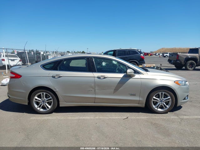 3FA6P0SU8GR202574 Ford Fusion Energi Titanium