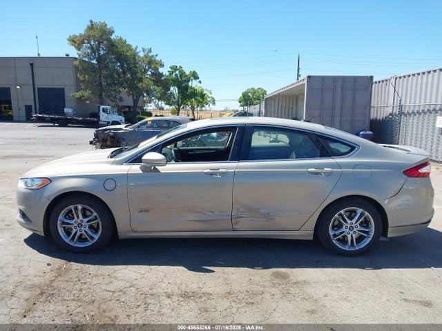 3FA6P0SU8GR202574 Ford Fusion Energi Titanium