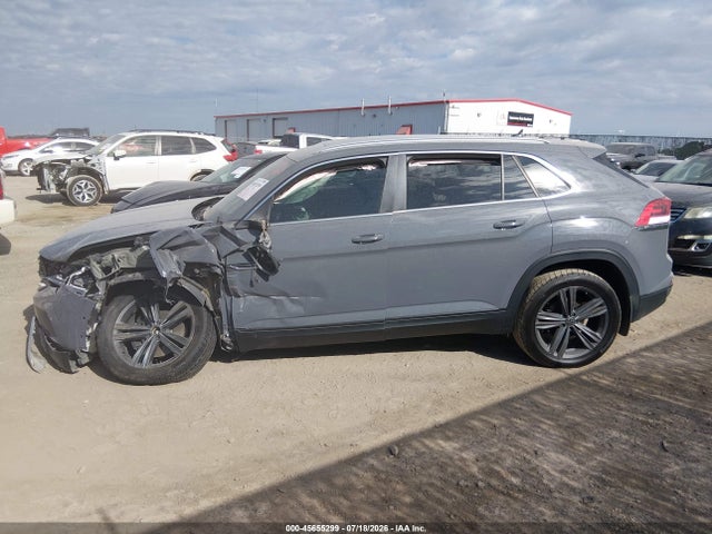1V2EE2CA0LC220635 Volkswagen Atlas Cross Sport 3.6l V6 Sel