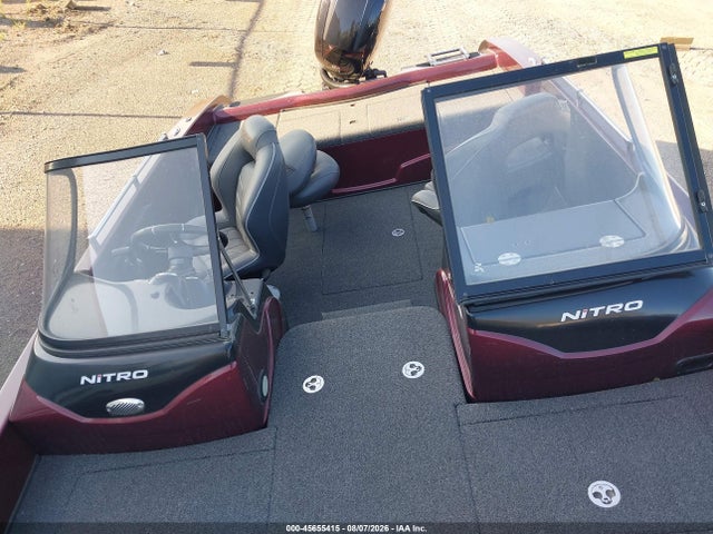 45655415 :رقم المزاد ، BUJ83253K819 vin ، 2019 Tracker Nitro Zv19 مزاد بيع