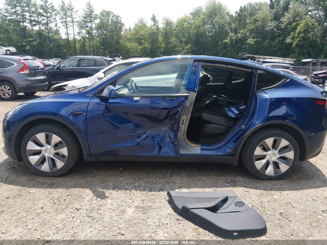 45655425 :رقم المزاد ، 7SAYGDEE1RA245799 vin ، 2024 Tesla Model Y Long Range Dual Motor All-wheel Drive مزاد بيع