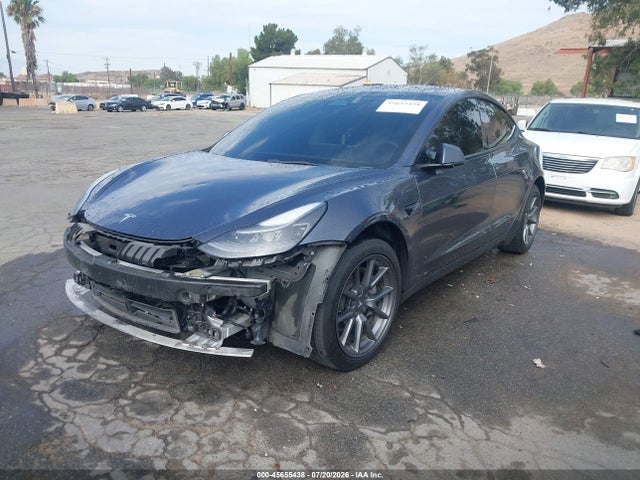 2022 Tesla Model 3 Long Range Dual Motor All-wheel Drive მანქანა იყიდება აუქციონზე, vin: 5YJ3E1EB2NF332884, აუქციონის ნომერი: 45655438