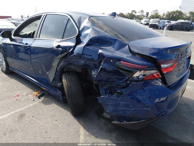 4T1C11AK2RU233587 Toyota CAMRY LE