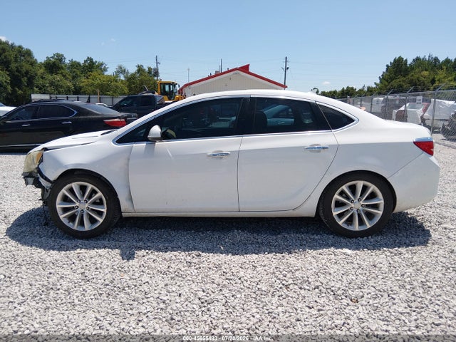 2013 Buick Verano Leather Group მანქანა იყიდება აუქციონზე, vin: 1G4PS5SK6D4174542, აუქციონის ნომერი: 45655483