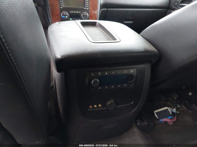 2008 Chevrolet Suburban 1500 Ltz მანქანა იყიდება აუქციონზე, vin: 3GNFC16048G147029, აუქციონის ნომერი: 45655530