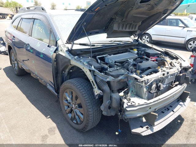 4S4BTGLD8R3138559 Subaru Outback Onyx Edition Xt