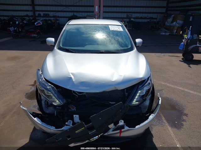 2017 Nissan Rogue Sport S მანქანა იყიდება აუქციონზე, vin: JN1BJ1CP9HW018061, აუქციონის ნომერი: 45655584