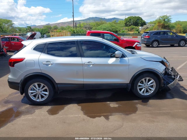2017 Nissan Rogue Sport S მანქანა იყიდება აუქციონზე, vin: JN1BJ1CP9HW018061, აუქციონის ნომერი: 45655584