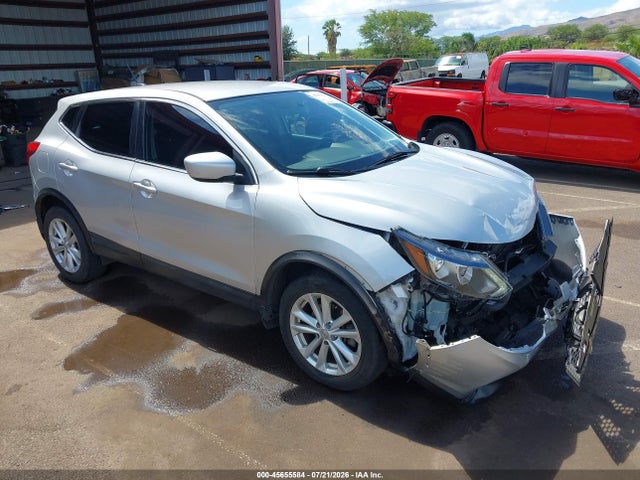 2017 Nissan Rogue Sport S მანქანა იყიდება აუქციონზე, vin: JN1BJ1CP9HW018061, აუქციონის ნომერი: 45655584