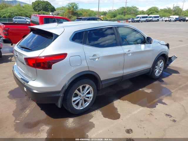 2017 Nissan Rogue Sport S მანქანა იყიდება აუქციონზე, vin: JN1BJ1CP9HW018061, აუქციონის ნომერი: 45655584