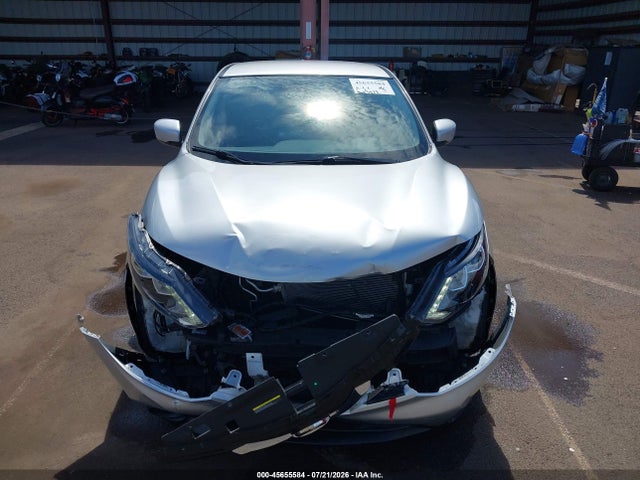 2017 Nissan Rogue Sport S მანქანა იყიდება აუქციონზე, vin: JN1BJ1CP9HW018061, აუქციონის ნომერი: 45655584