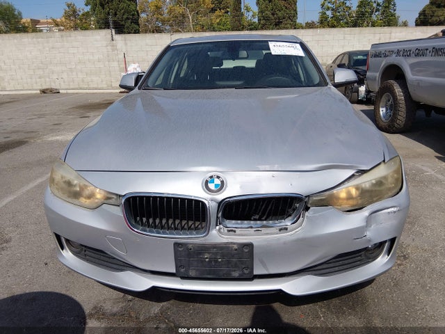BMW 320i 2015 WBA3B1G52FNT04860 Image 12