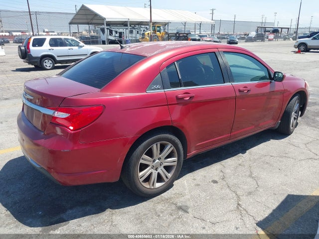 45655603 :رقم المزاد ، 1C3CCBAB3DN762784 vin ، 2013 Chrysler 200 Lx مزاد بيع