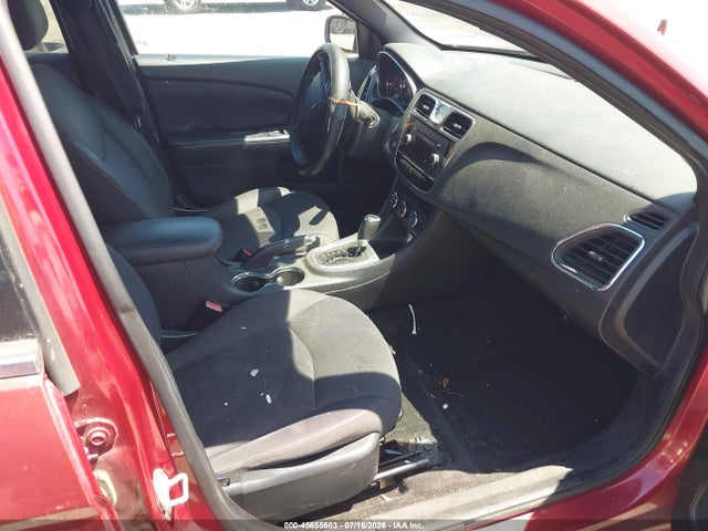 45655603 :رقم المزاد ، 1C3CCBAB3DN762784 vin ، 2013 Chrysler 200 Lx مزاد بيع