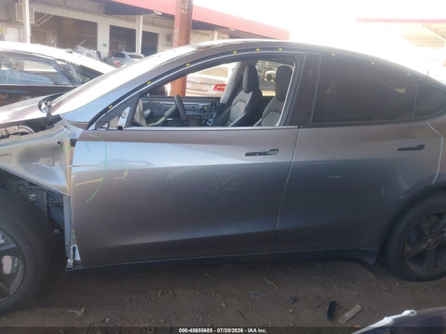 45655605 :رقم المزاد ، 7SAYGDEE2TF404856 vin ، 2026 Tesla Model Y All-wheel Drive/long Range Launch Series/premium All-wheel Drive مزاد بيع