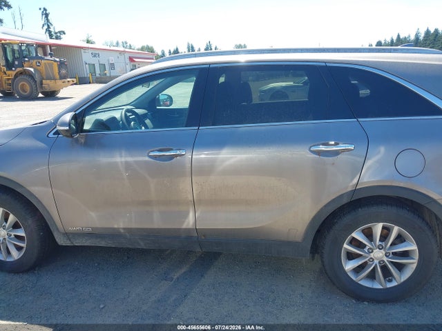 5XYPGDA52GG062161 KIA Sorento 3.3l Lx