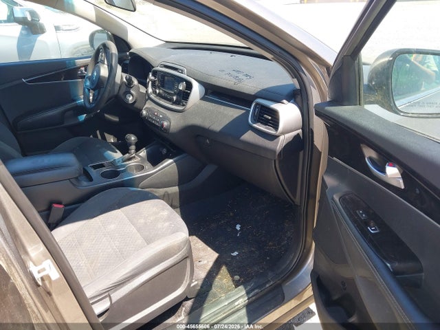 5XYPGDA52GG062161 KIA Sorento 3.3l Lx