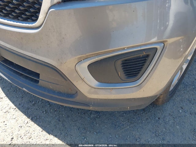 5XYPGDA52GG062161 KIA Sorento 3.3l Lx
