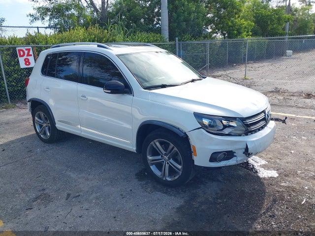 2017 Volkswagen Tiguan 2.0t Sport მანქანა იყიდება აუქციონზე, vin: WVGTV7AX5HK013664, აუქციონის ნომერი: 45655637
