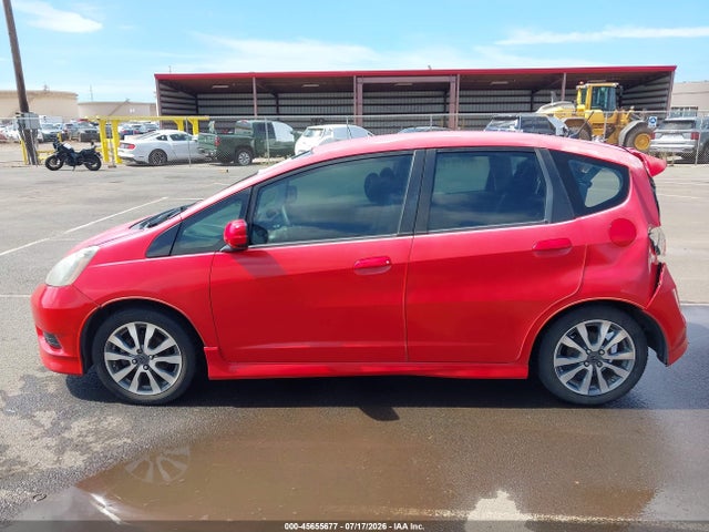 2013 Honda Fit Sport მანქანა იყიდება აუქციონზე, vin: JHMGE8H5XDC050941, აუქციონის ნომერი: 45655677
