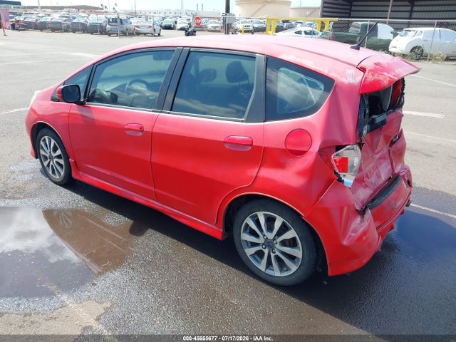2013 Honda Fit Sport მანქანა იყიდება აუქციონზე, vin: JHMGE8H5XDC050941, აუქციონის ნომერი: 45655677