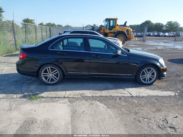 Aukcja sprzedaży 2014 Mercedes-benz C 300 Sport 4matic, vin: WDDGF8AB1ER318200, numer aukcji: 45655698