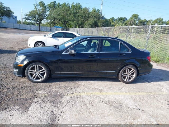 Aukcja sprzedaży 2014 Mercedes-benz C 300 Sport 4matic, vin: WDDGF8AB1ER318200, numer aukcji: 45655698