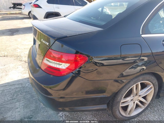 Aukcja sprzedaży 2014 Mercedes-benz C 300 Sport 4matic, vin: WDDGF8AB1ER318200, numer aukcji: 45655698