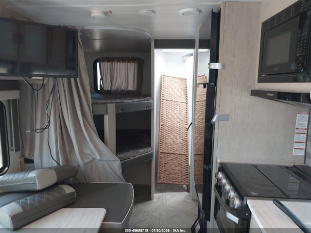 2024 Wildwood Xlite მანქანა იყიდება აუქციონზე, vin: 4X4TWDB20R7377735, აუქციონის ნომერი: 45655718
