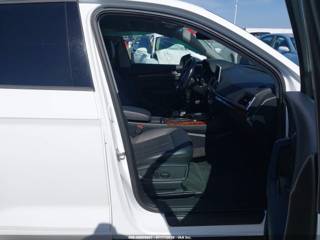 Продаж на аукціоні авто 2018 Audi Q5 2.0t Premium/2.0t Tech Premium, vin: WA1ANAFY6J2010086, номер лоту: 45655807