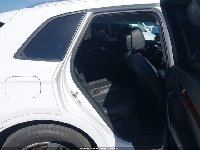 Продаж на аукціоні авто 2018 Audi Q5 2.0t Premium/2.0t Tech Premium, vin: WA1ANAFY6J2010086, номер лоту: 45655807