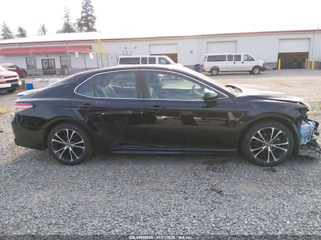4T1B11HKXJU644371 Toyota CAMRY SE