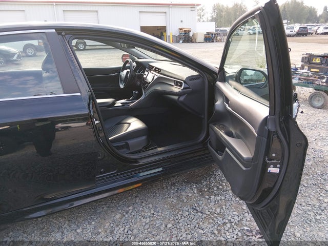 4T1B11HKXJU644371 Toyota CAMRY SE