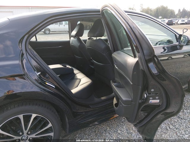 4T1B11HKXJU644371 Toyota CAMRY SE