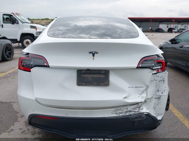 Продаж на аукціоні авто 2021 Tesla Model Y Long Range Dual Motor All-wheel Drive, vin: 5YJYGAEE2MF137666, номер лоту: 45655870