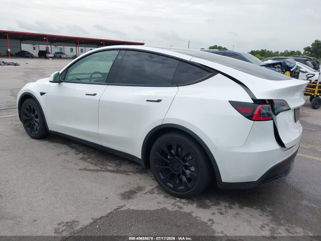 Продаж на аукціоні авто 2021 Tesla Model Y Long Range Dual Motor All-wheel Drive, vin: 5YJYGAEE2MF137666, номер лоту: 45655870